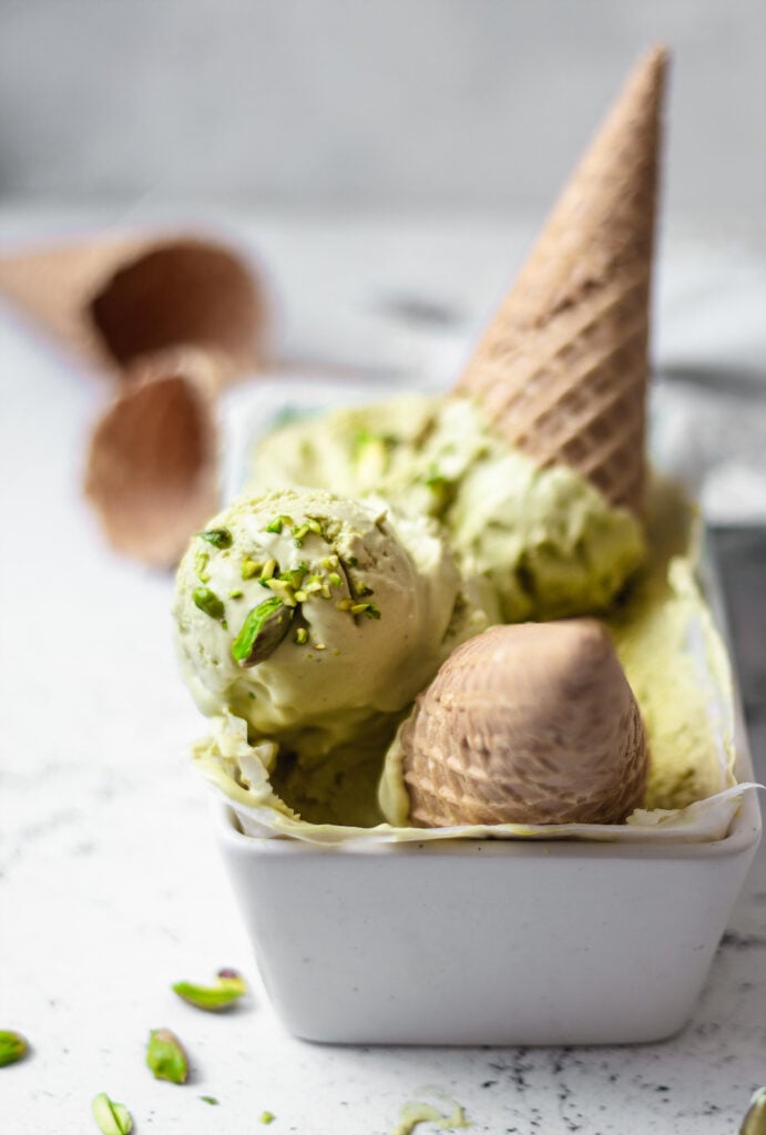 Best Vegan Pistachio Ice Cream • It Doesn't Taste Like Chicken