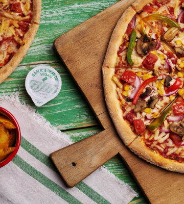 Domino's vegan pizzas and garlic and herb dip