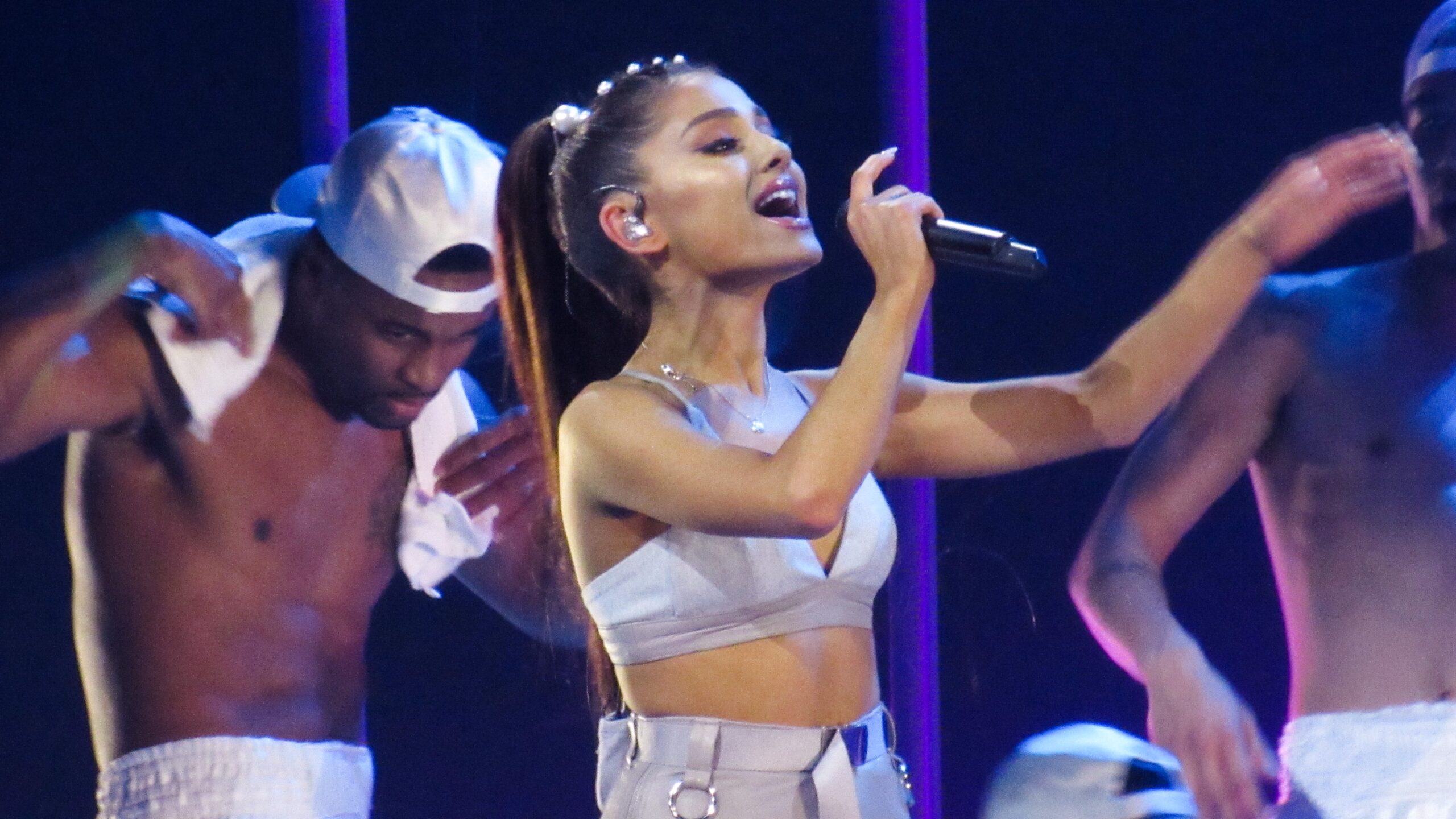 Arian Grande singing