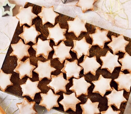 Zimtsterne cinnamon star cookies