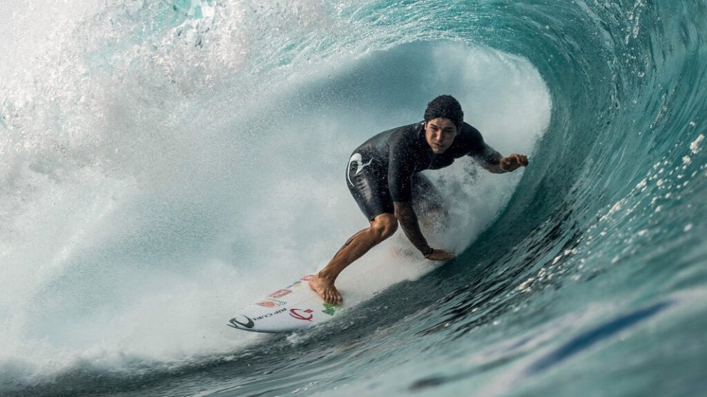 Two-time world champion surfer Gabriel Medina has encouraged his eight million Instagram followers to go vegan after watching the Thrive documentary