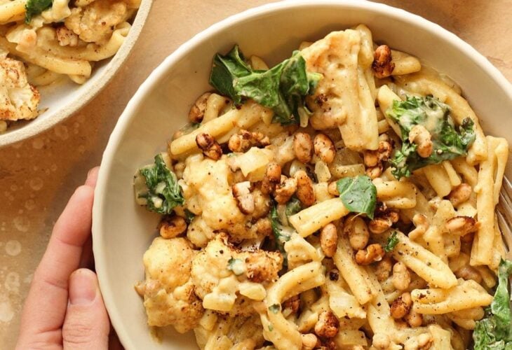 Pasta with Cauliflower, White Beans, and Kale
