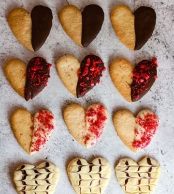 Valentine's Day Dipped Chocolate Cookies