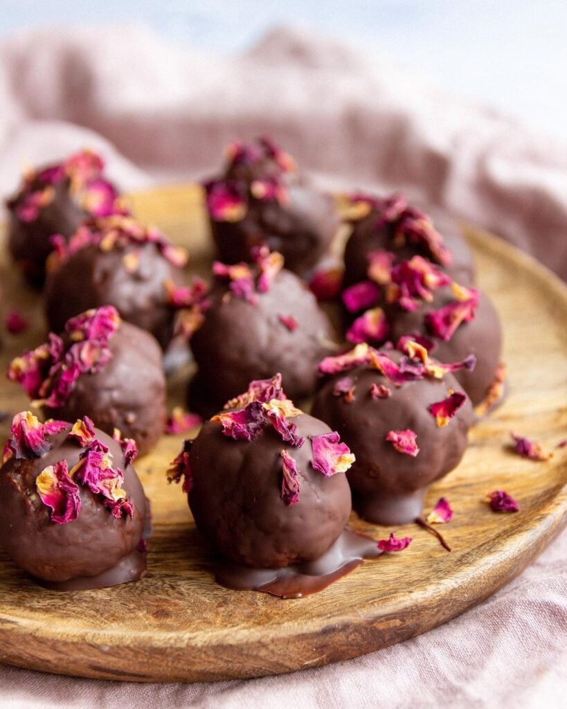 Valentine's Day Healthy Cranberry Truffles