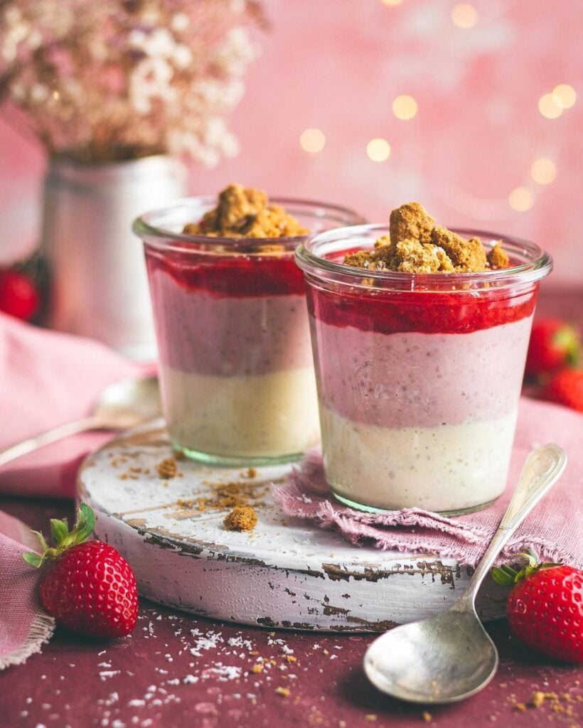 Strawberries and cream Chia Cheesecake Pots