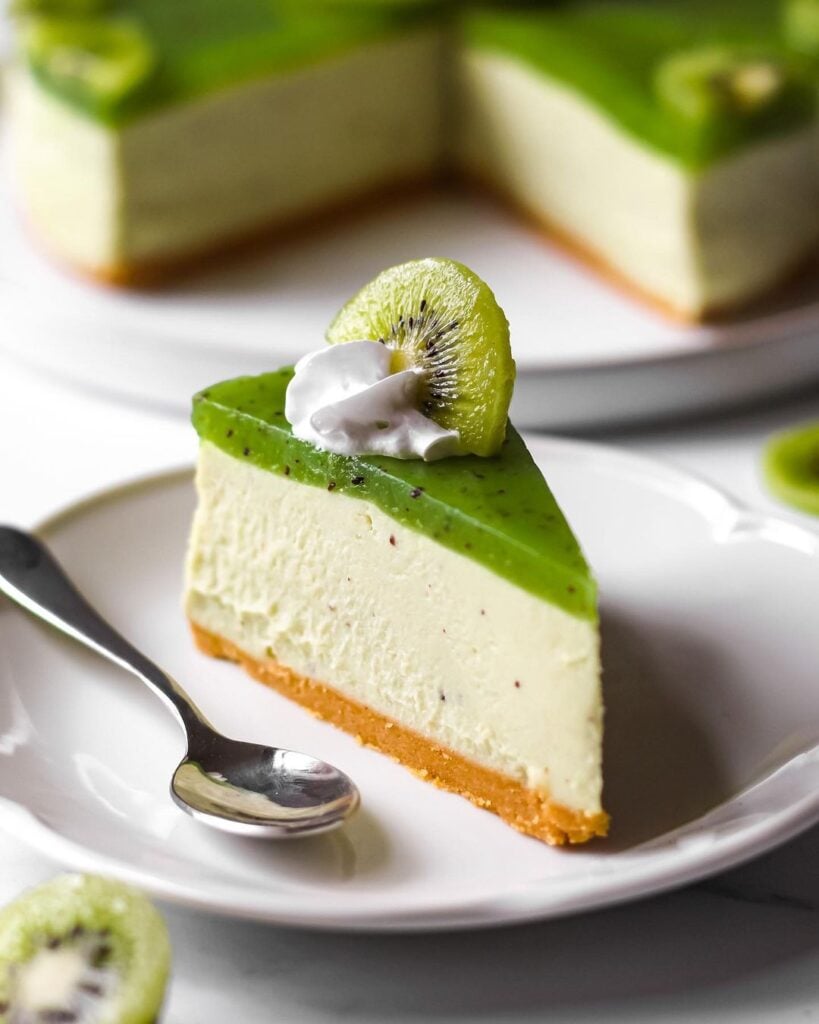 No-Bake Kiwi Cheesecake