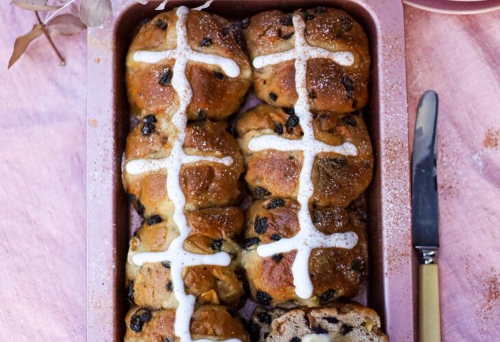 Vegan Hot Cross Buns