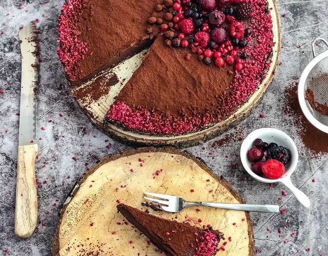 Raw Chocolate Cheesecake