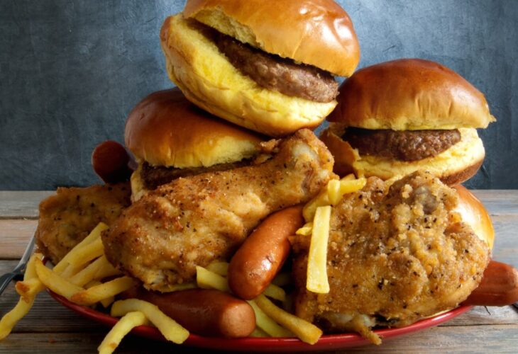 TV Ads Promoting Junk Food Before 9pm To Be Banned In The UK