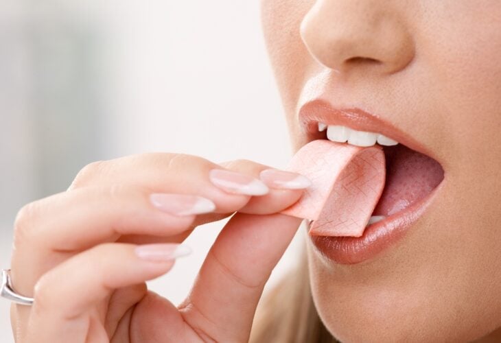 Plant-based chewing gum