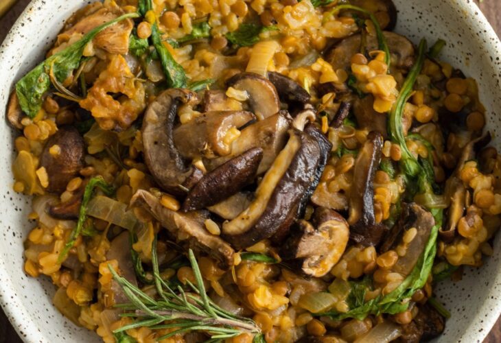 vegan mushroom lentil risotto in a bowl