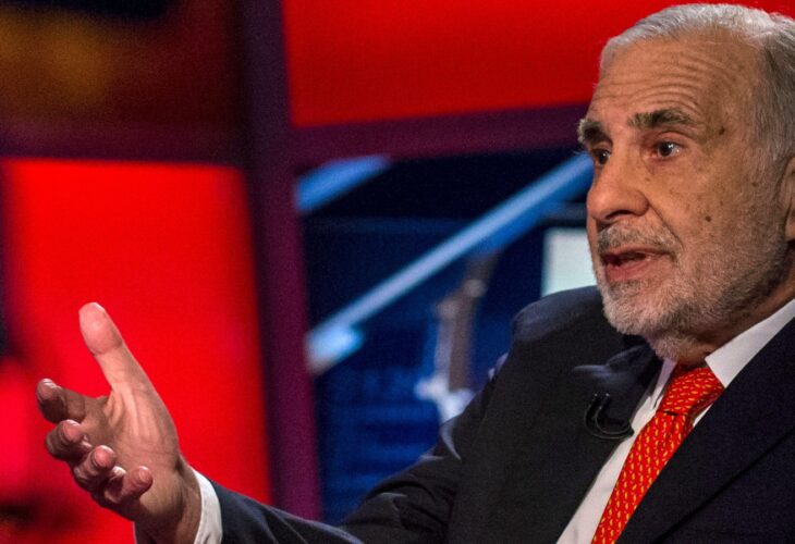 Billionaire activist investor Carl Icahn gives an interview on FOX Business Network's Neil Cavuto show in New York February 11, 2014
