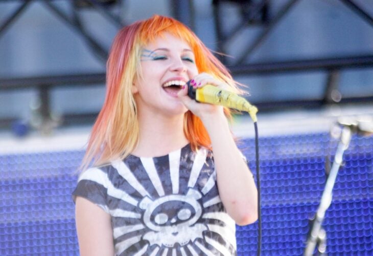 Hayley Williams Paramore performs in 2007 in California