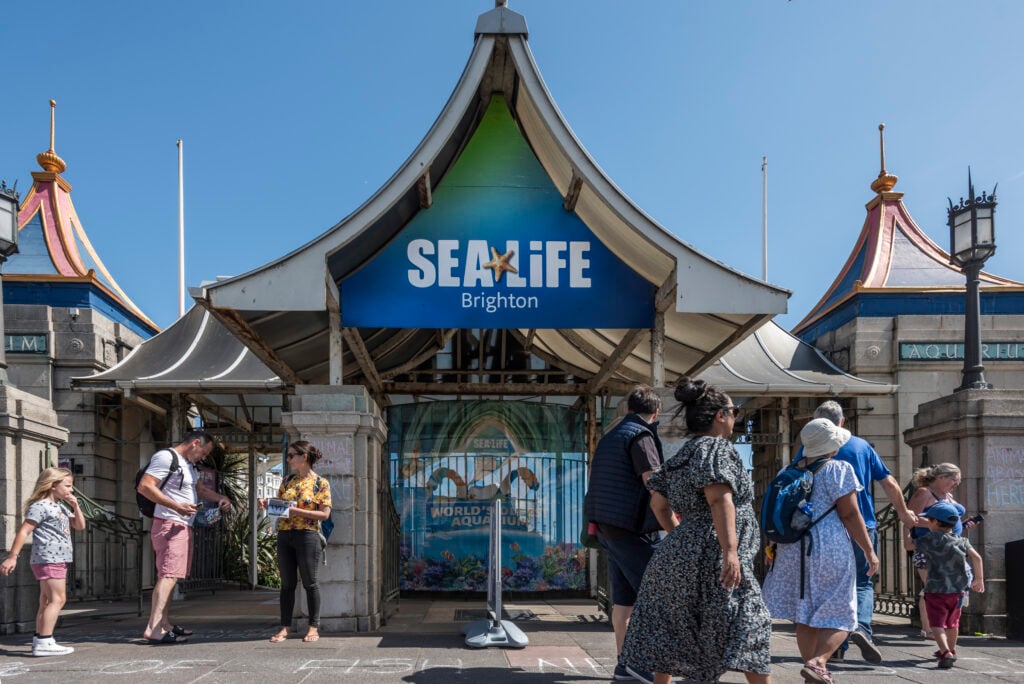 A sign for Sea Life in Brighton