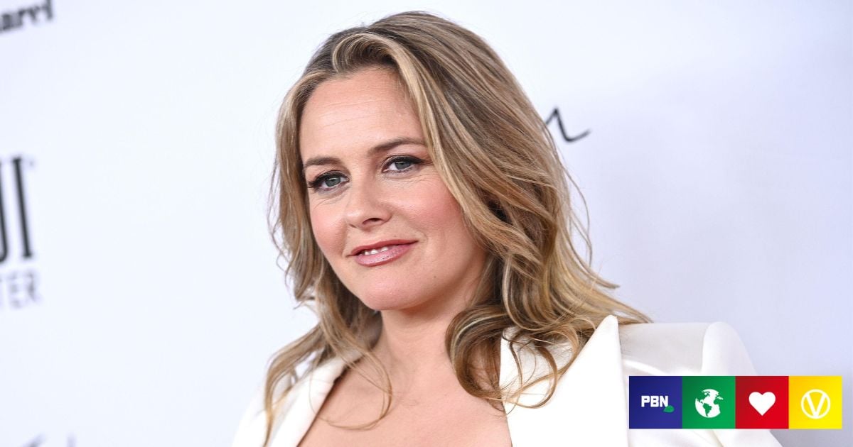 Alicia Silverstone Was ‘Booed Off Stage’ At An Animal Rights Convention