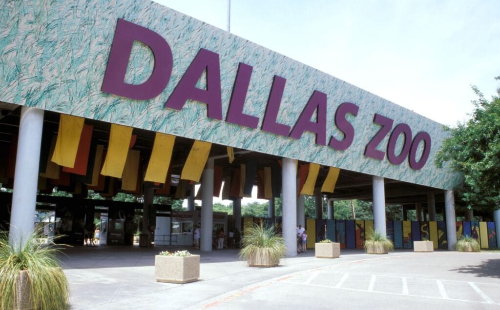 The outside of Dallas Zoo in Texas, where a number of animals have gone missing