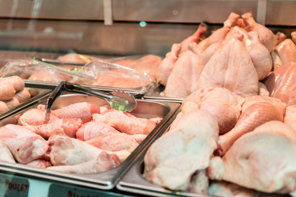 Raw chicken, which can carry E. coli, at a supermarket