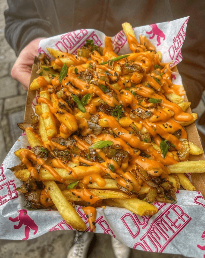 Vegan loaded fries made by DÖNER SUMMER