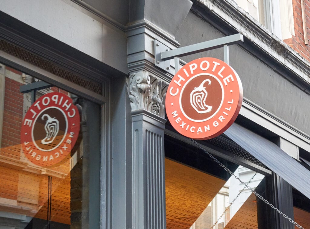 The outside of vegan-friendly fast food restaurant Chipotle