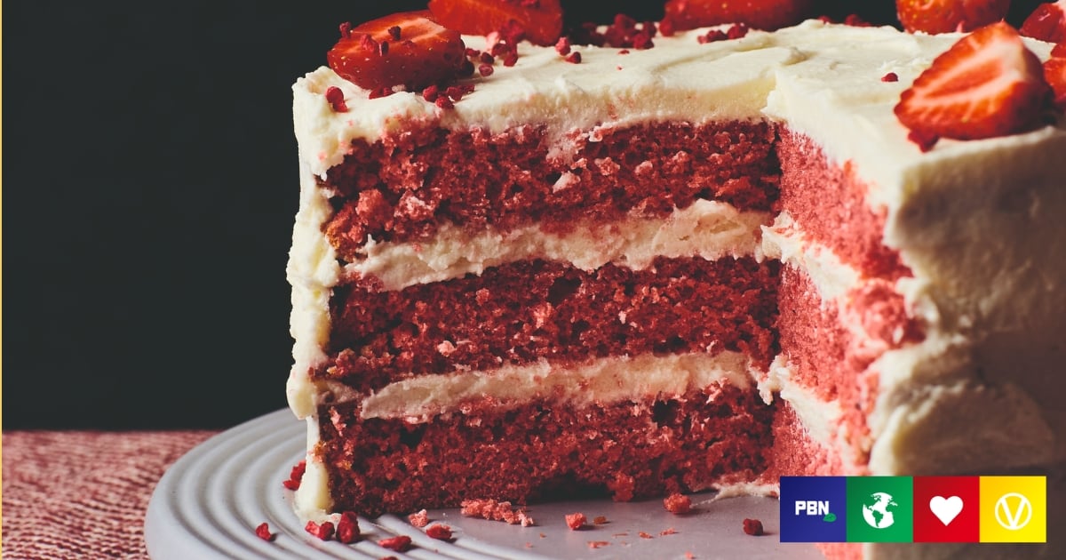 How To Make An Egg-Free And Completely Vegan Red Velvet Cake