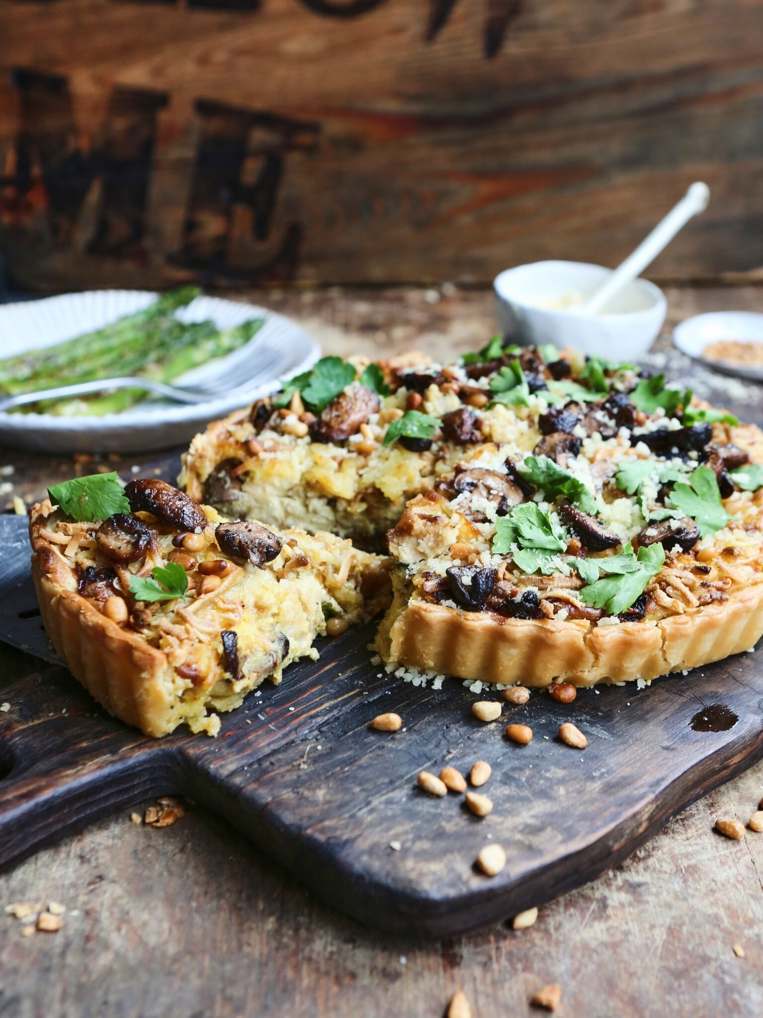This Leek, Mushroom, And Blue Cheese Quiche Is DairyFree And Vegan