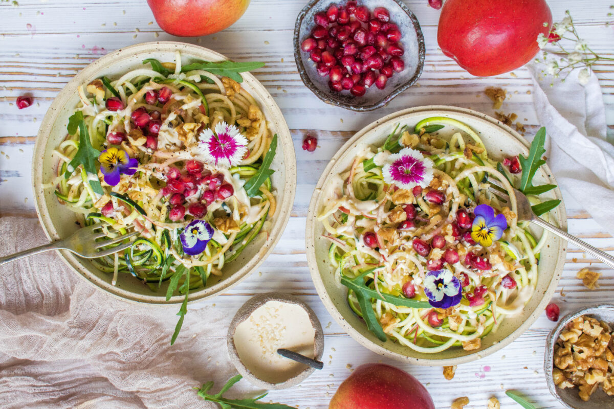 A courgetti salad with apple and tahini