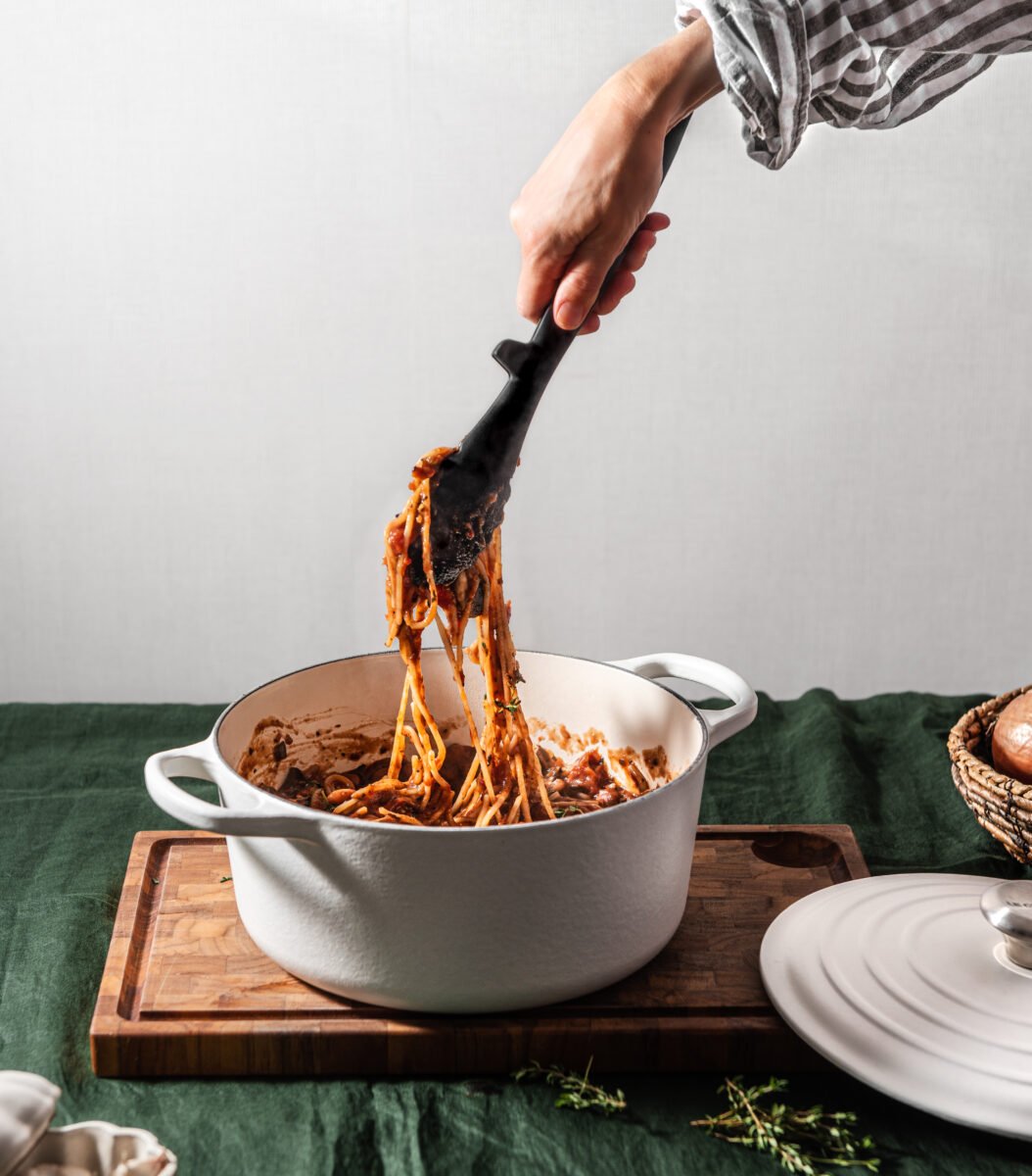 A one-pot vegan Tuscan spaghetti recipe