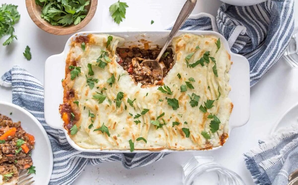 A vegan shepherd's pie, which can be served on Thanksgiving