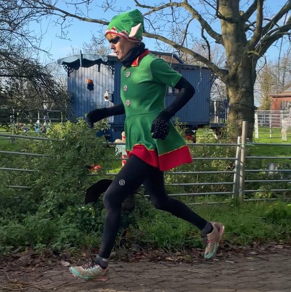 Fiona Oakes running in elf costume