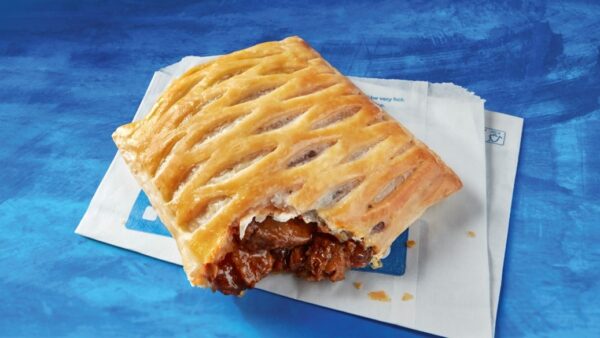 Greggs Brings Back Vegan Steak Bake Heres How To Get It 