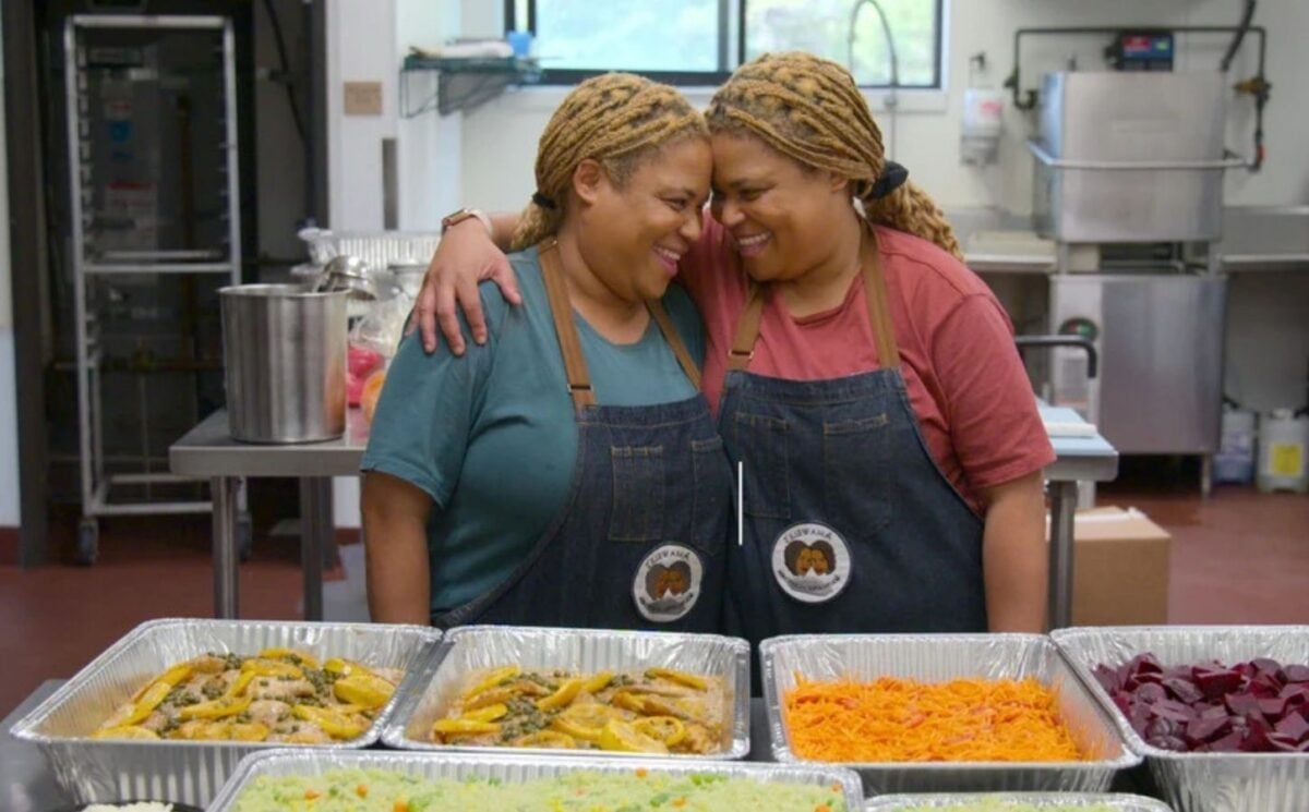 Sisters Pam and Wendy on Netflix documentary "You Are What You Eat: A Twin Experiment"