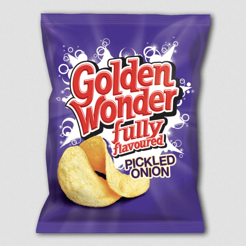 Photo shows a packet of Golden Wonder crisps in Pickled Onion flavor.