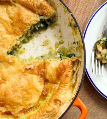 Creamy cannellini pie made with plant-based puff pastry, pesto and protein-packed cannellini beans