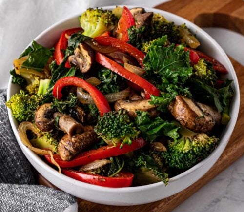 An oil-free sauteed vegetables dish