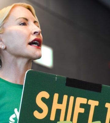 Photo shows Heather Mills protesting at the Bonn Climate Conference