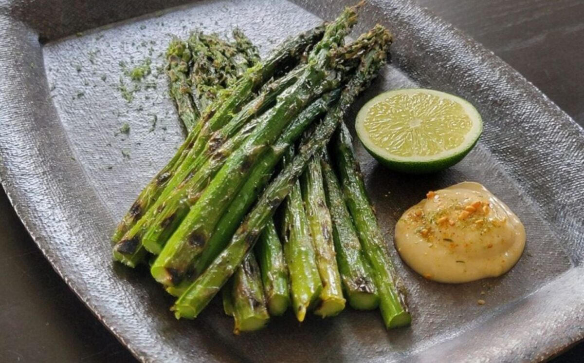 Grilled asparagus with vegan miso lime mayo, a vegan asparagus recipe