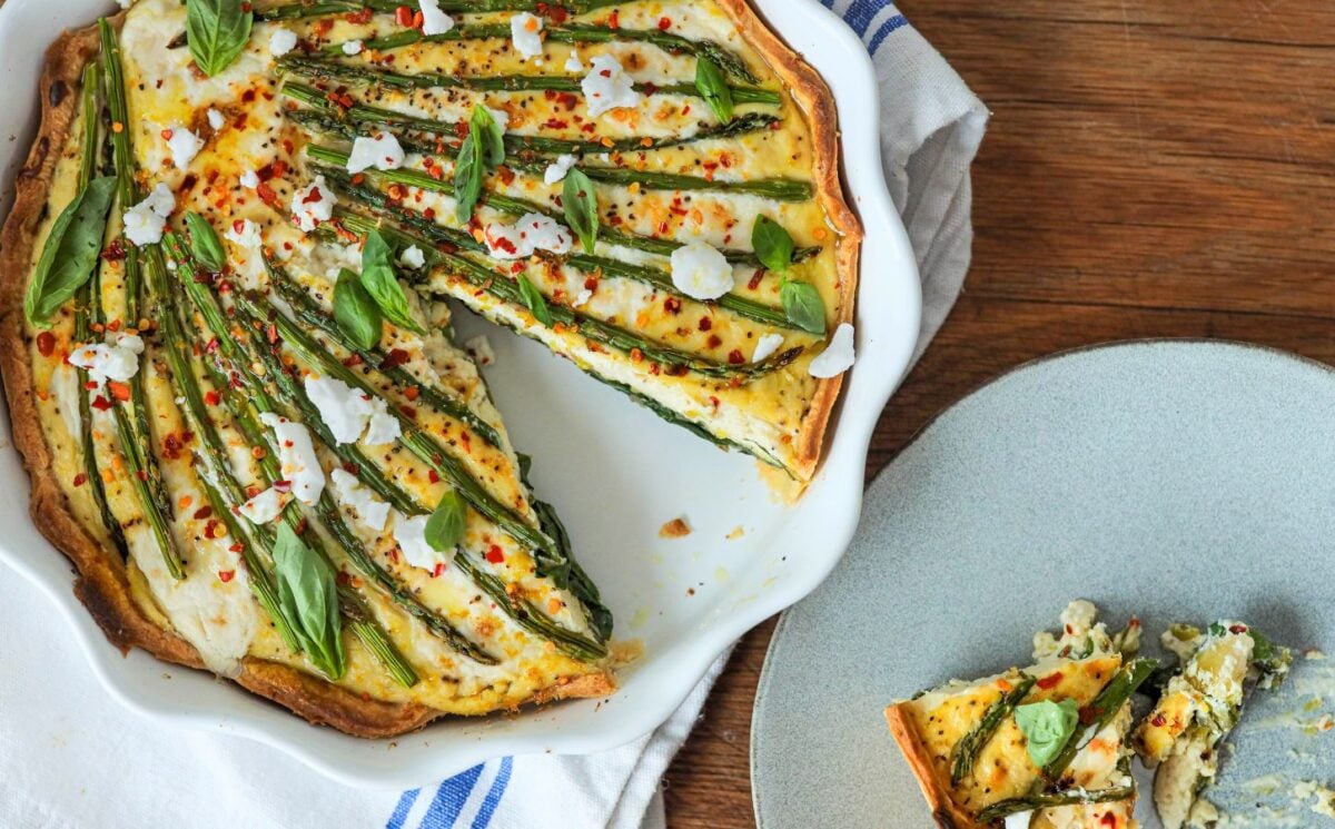 A dairy-free, feta, and asparagus pie, a vegan asparagus recipe
