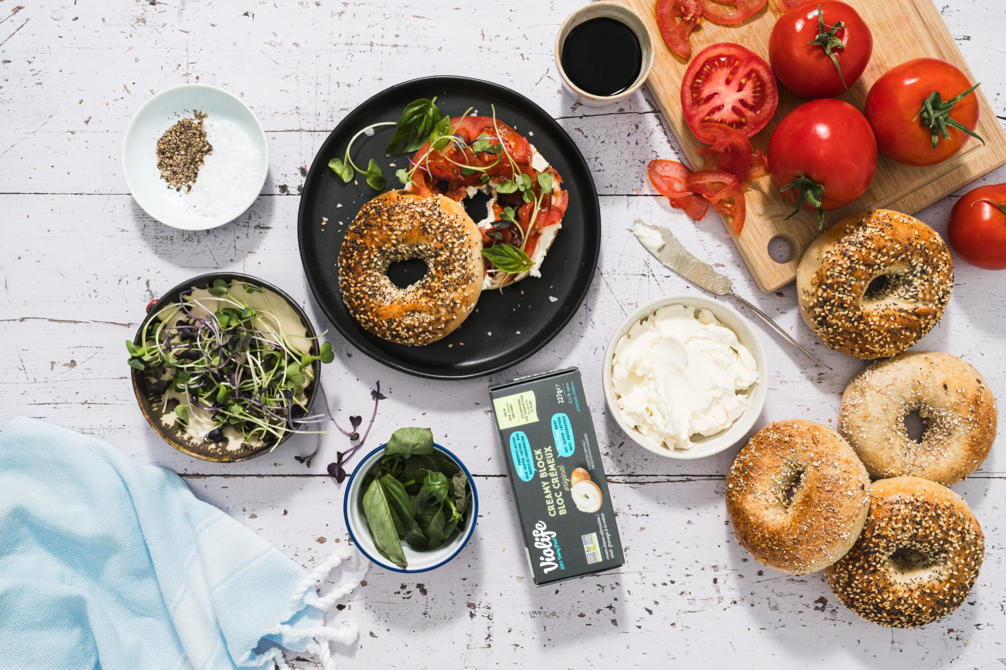 Violife Launches 'Canada's First' Vegan Cream Cheese Block