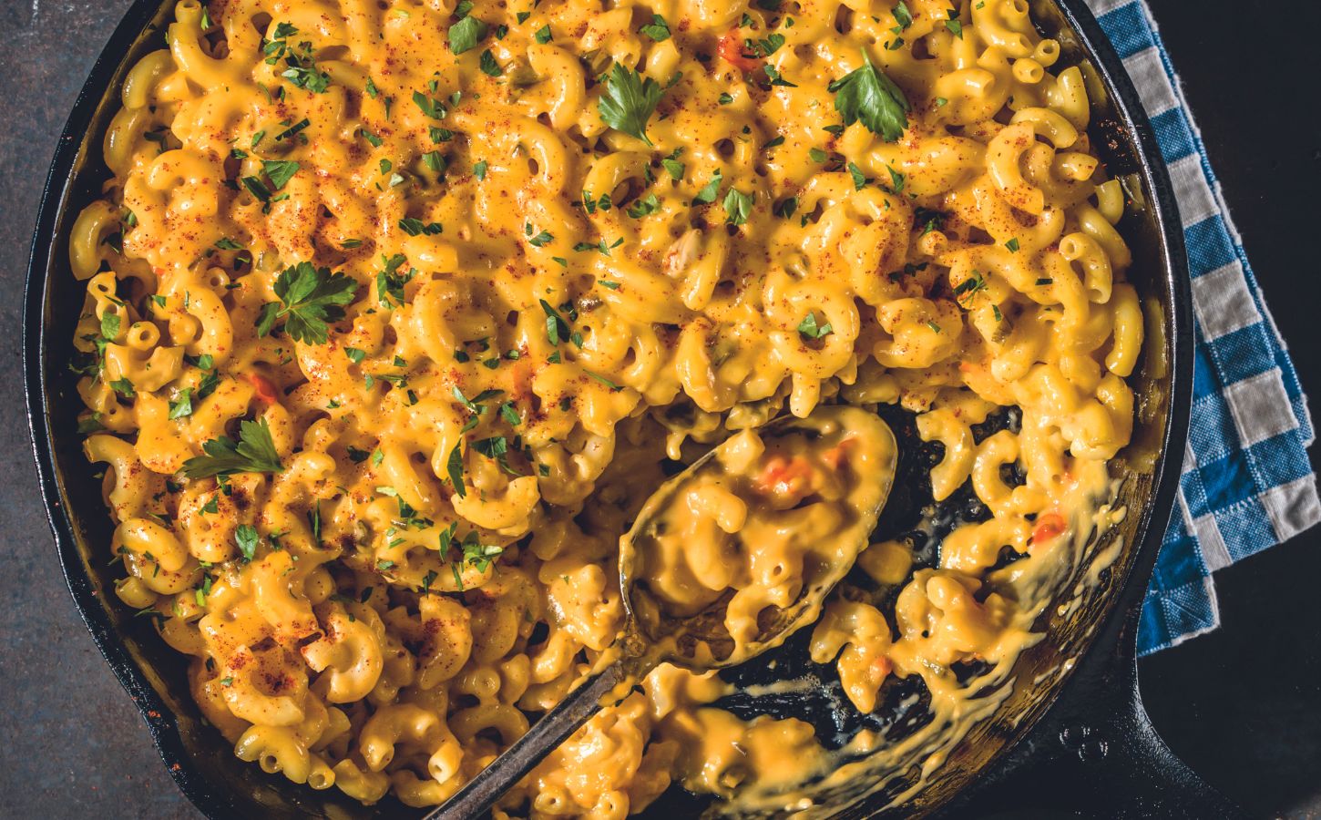 a picture of vegan macaroni and cheese by Vegan Mob