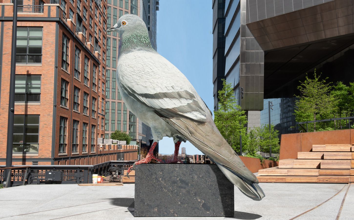 A giant pigeon statue, which will be unveiled in New York City