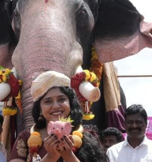 Photo shows Niranja the mechanical elephant and the people who attended the inauguration ceremony earlier this month