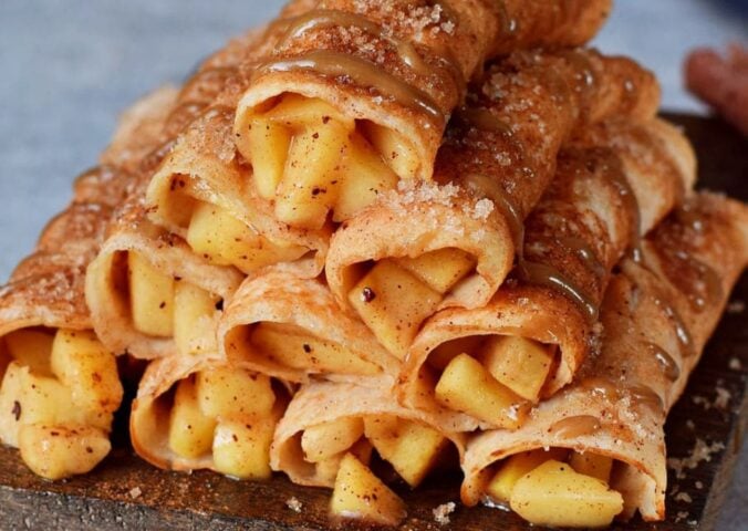 a vegan apple dessert recipe, apple crepes with cinnamon