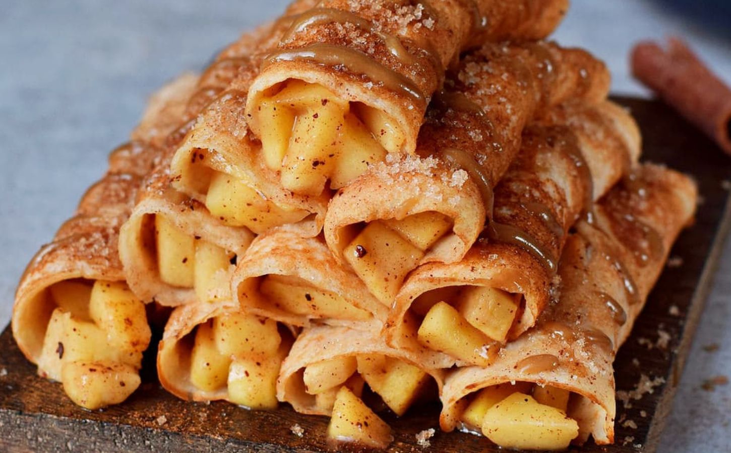 a vegan apple dessert recipe, apple crepes with cinnamon