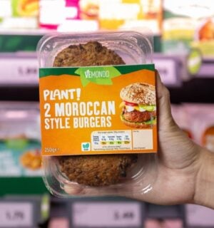 A burger from Lidl's new Vemondo Plant! plant-based line