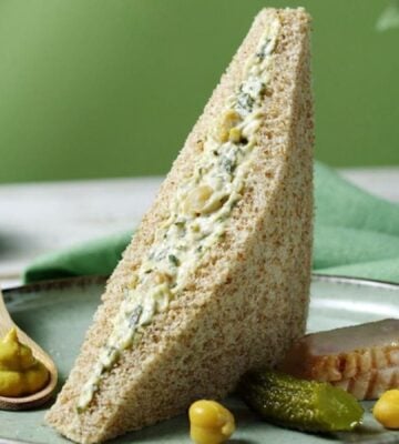 Heura vegan chicken sandwich