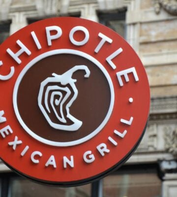 The outside of vegan-friendly fast food restaurant Chipotle