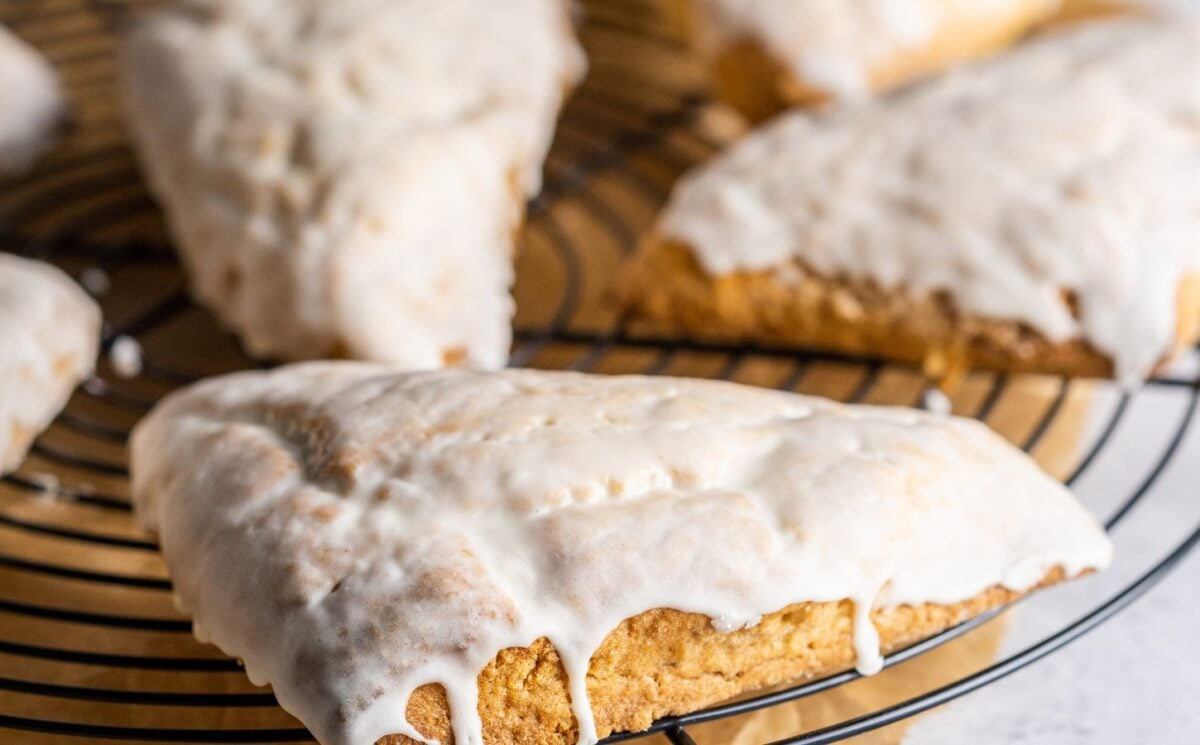 vegan chai spiced scones with maple glaze