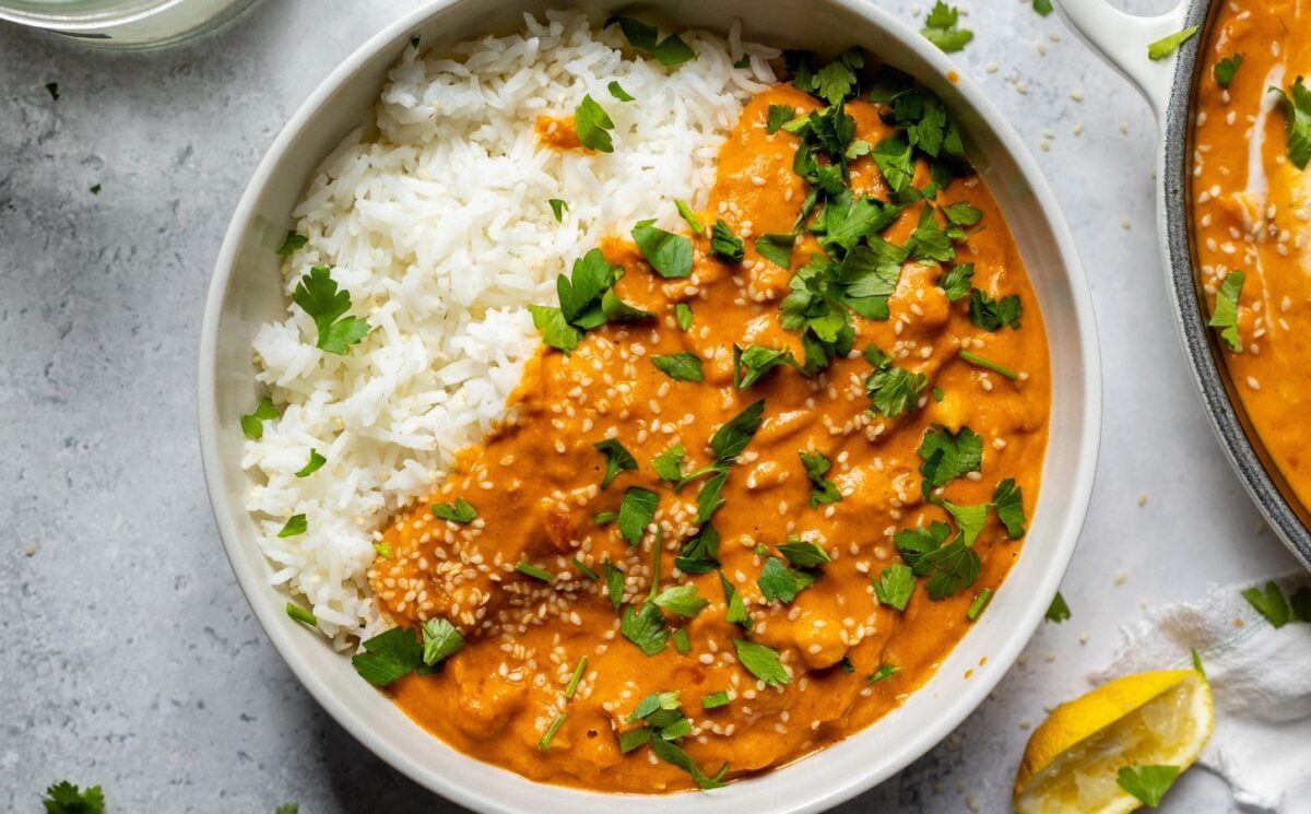 A bowl of butter chickpea curry, an easy Veganuary recipe