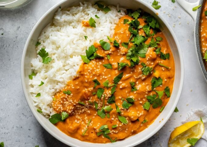 A bowl of butter chickpea curry, an easy Veganuary recipe