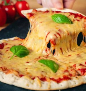 Stretchy vegan pizza cheese